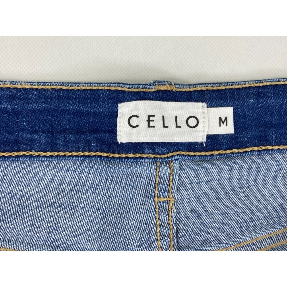Cello Women Medium Denim Shorts Blue Distressed Boyfriend Cuff NWT - Picture 5 of 8